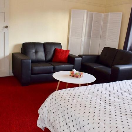 Comfortable 3 Bedroom Apartment In Trendy Haberfield Sídney Exterior foto